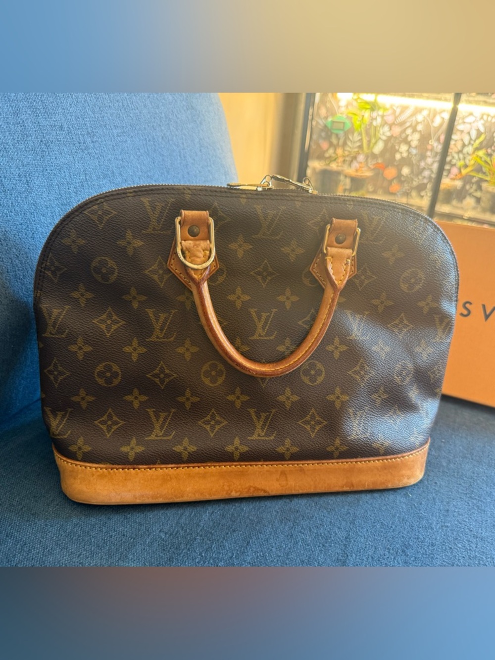AUTHENTIC ALMA SATCHEL LOUIS VUITTON